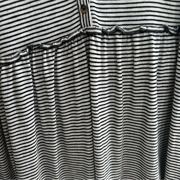 Time and Tru Maternity Black and White Stripe Long sleeve Flowy Top M - Picture 6 of 10